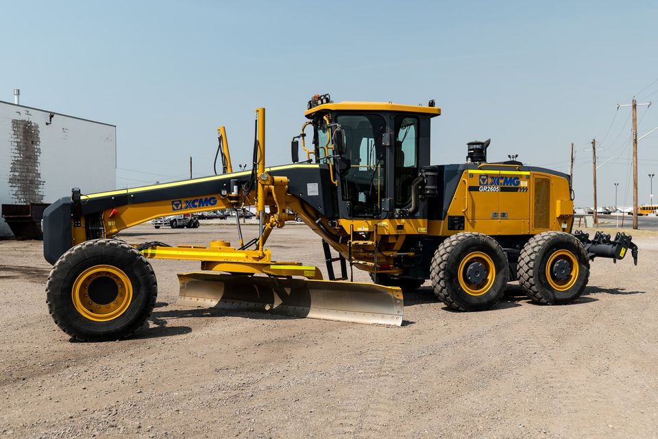 GR2605 Motor Grader photo 5