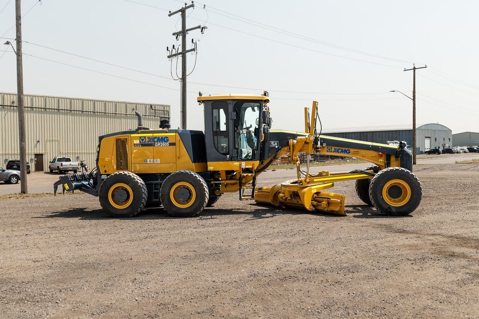 GR2605 Motor Grader photo 12