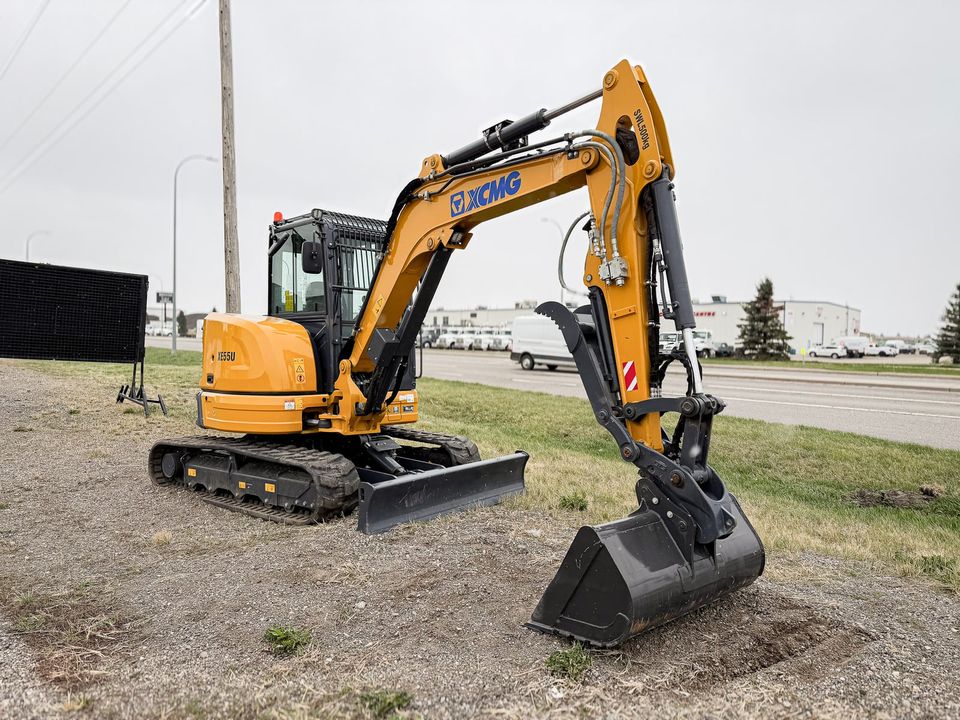 2023 XCMG XE55U photo 3
