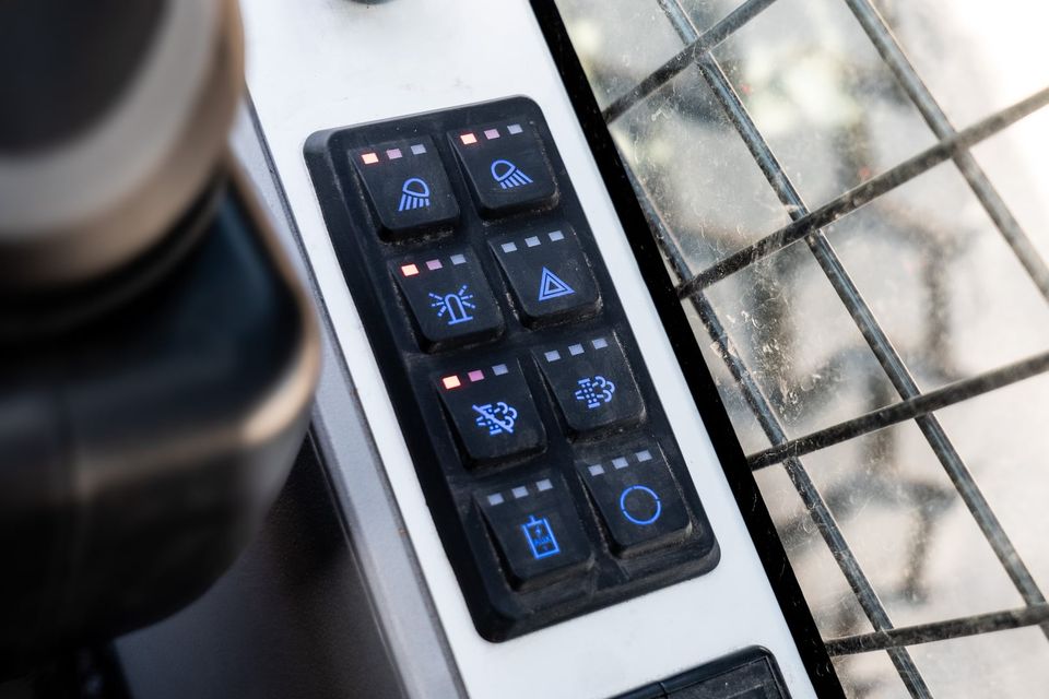 2025 XCMG XC7-SV12 photo 6