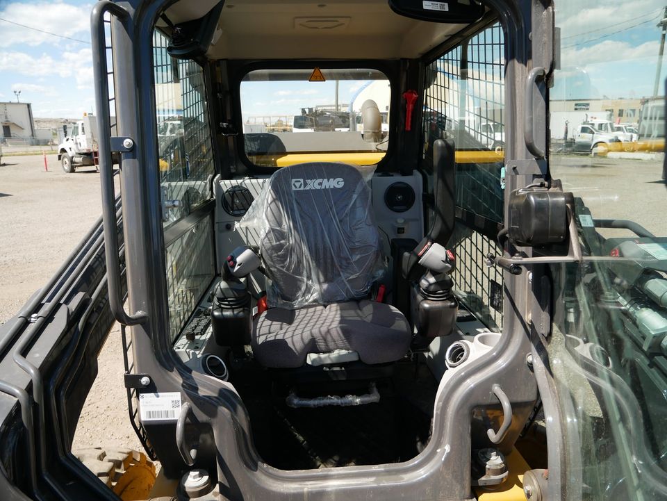 2025 XCMG XC7-SV12 photo 2