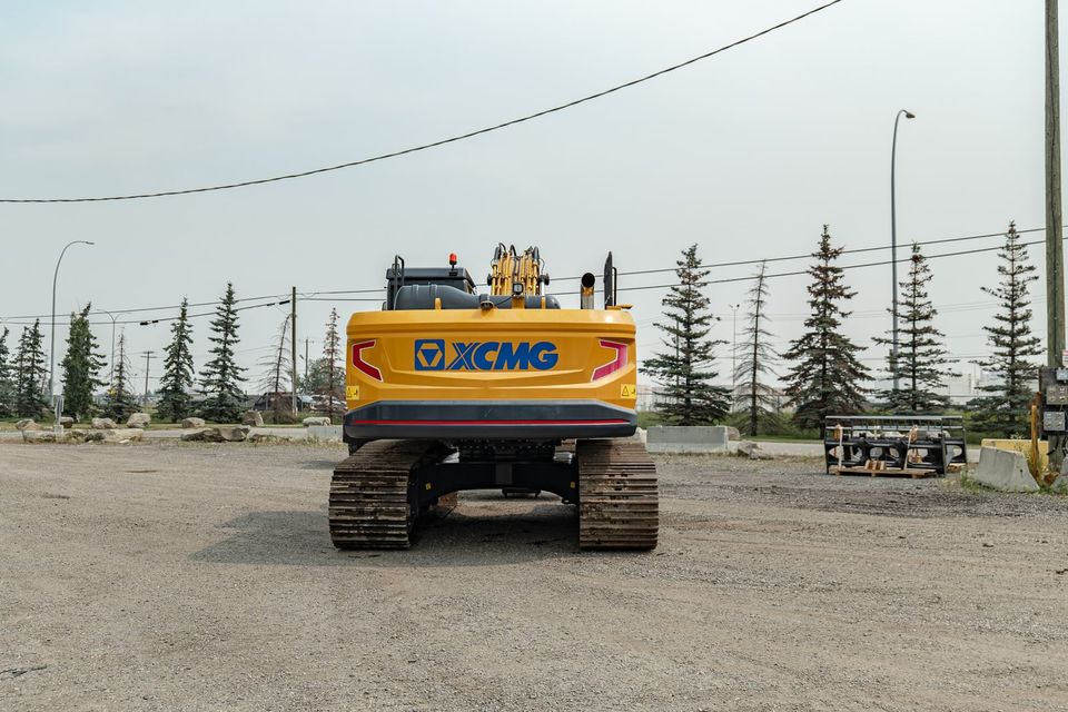2023 XCMG XE300U photo 4