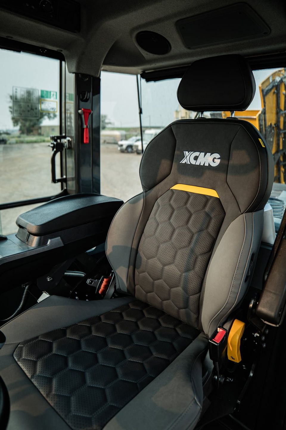 XC948U photo 16