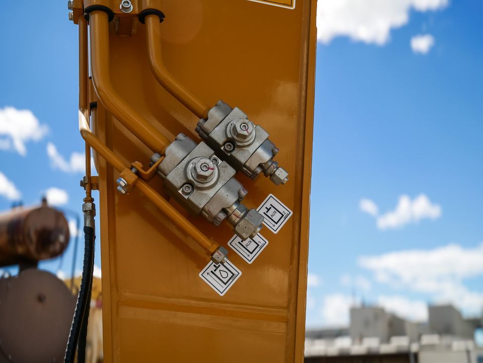 XE235UCR photo 6