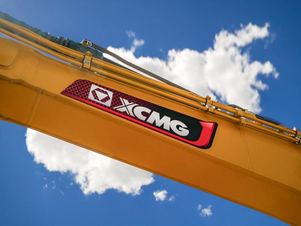 XE235UCR photo 8