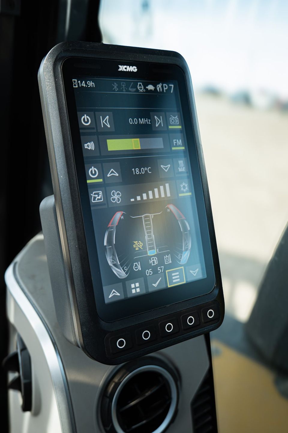 XE35U photo 10